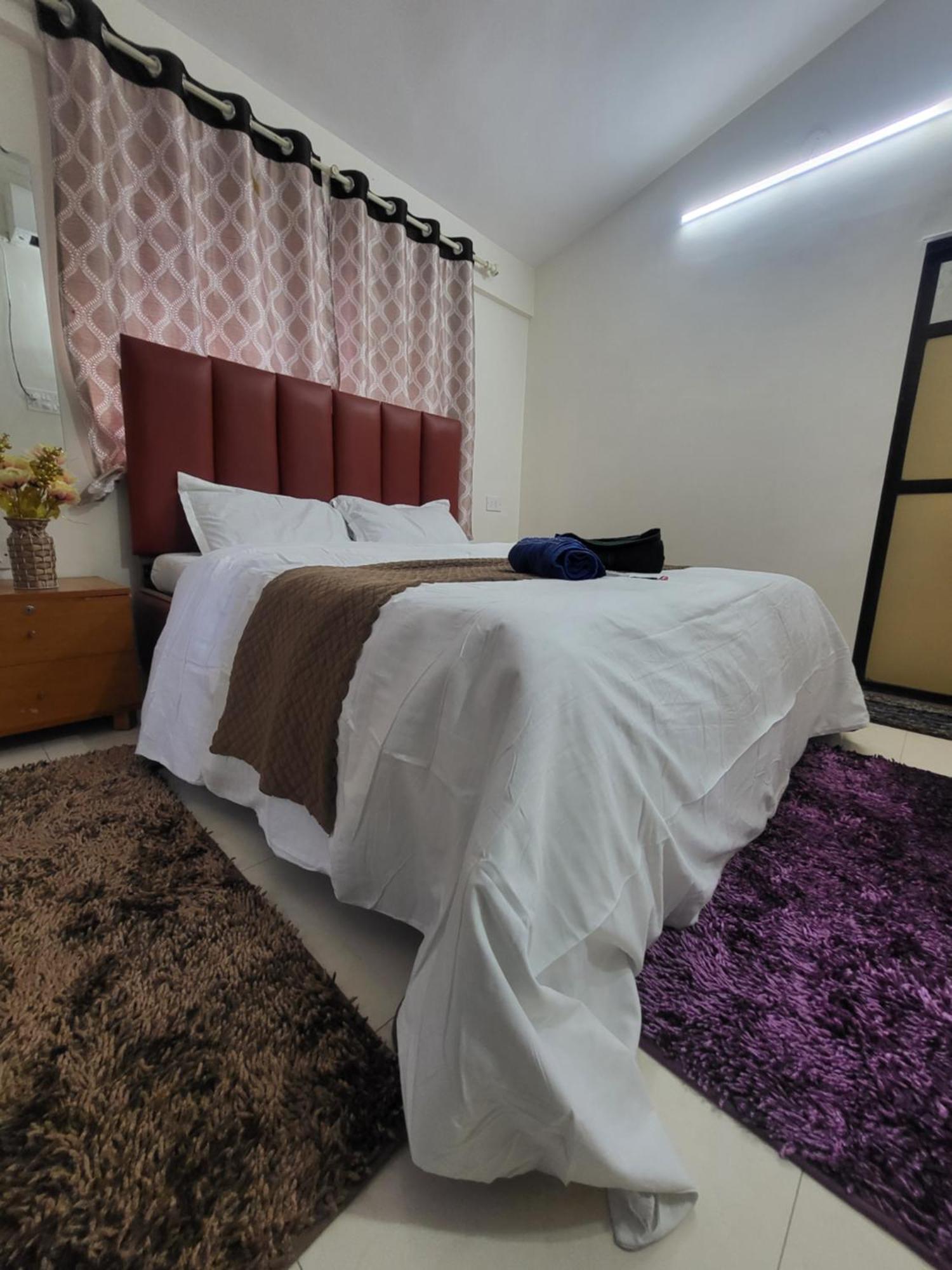The Perfect Stays Para Disco Big Pool Cricket Turf Villa Lonavala Exteriér fotografie