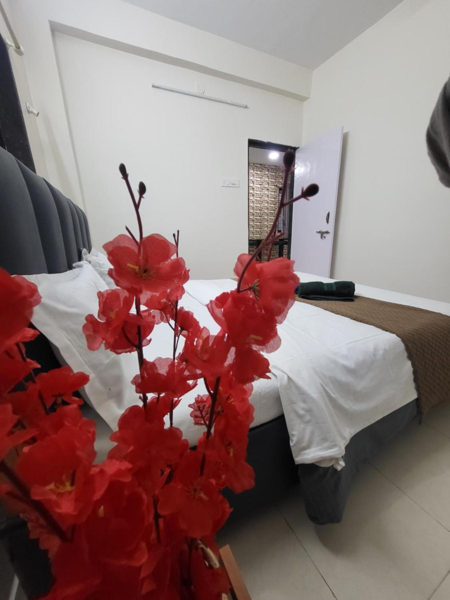 The Perfect Stays Para Disco Big Pool Cricket Turf Villa Lonavala Exteriér fotografie