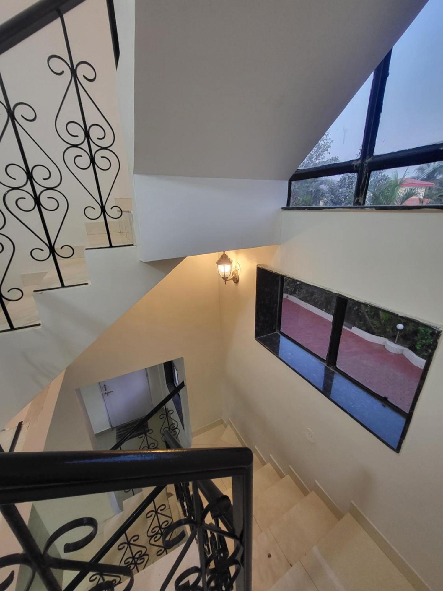 The Perfect Stays Para Disco Big Pool Cricket Turf Villa Lonavala Exteriér fotografie