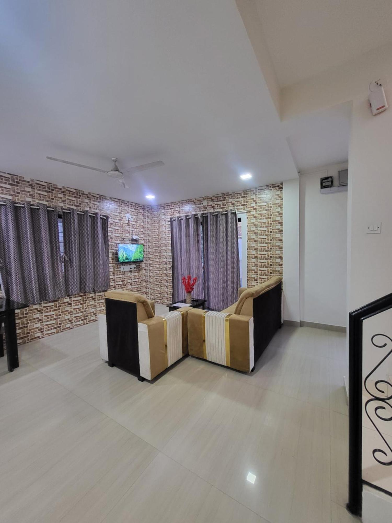 The Perfect Stays Para Disco Big Pool Cricket Turf Villa Lonavala Exteriér fotografie
