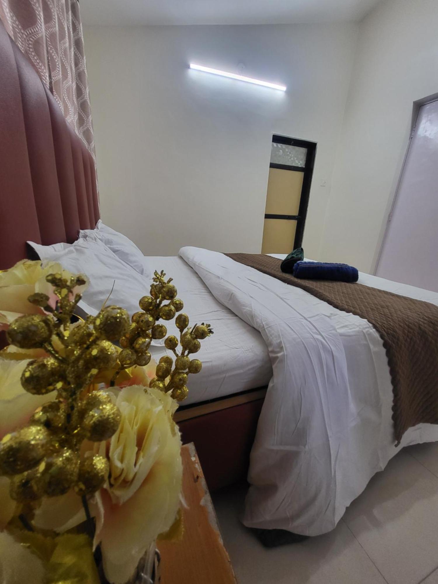 The Perfect Stays Para Disco Big Pool Cricket Turf Villa Lonavala Exteriér fotografie