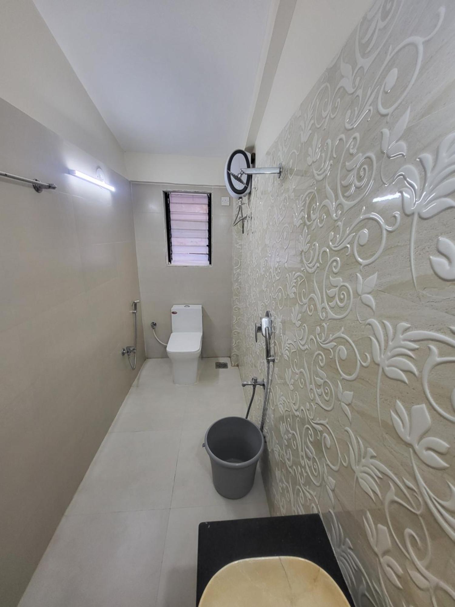 The Perfect Stays Para Disco Big Pool Cricket Turf Villa Lonavala Exteriér fotografie