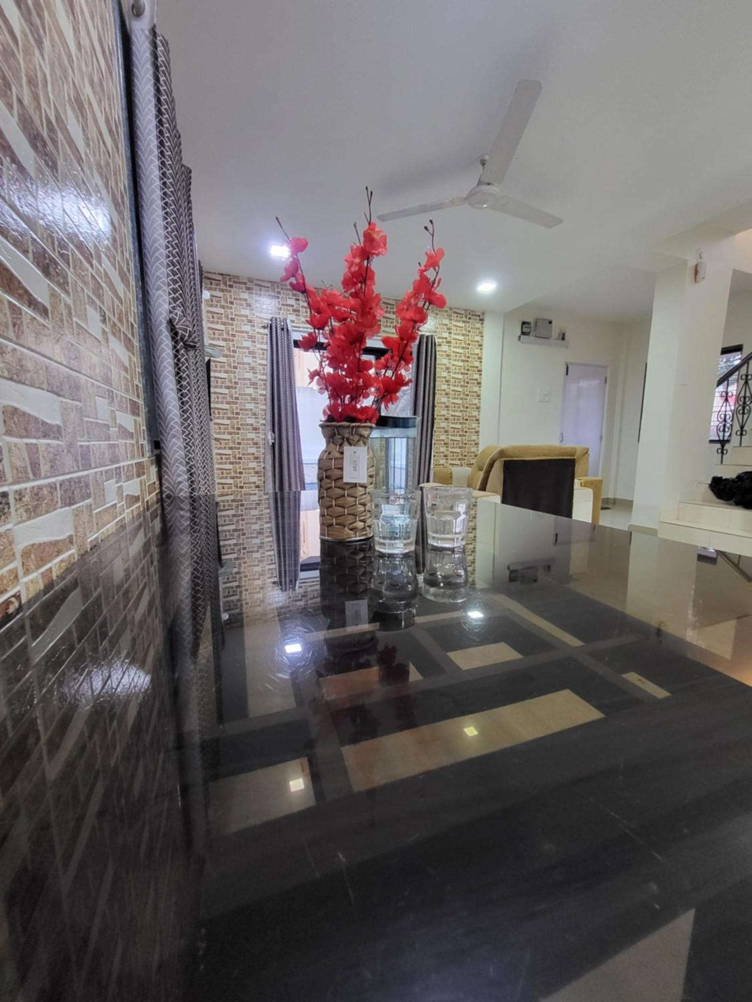 The Perfect Stays Para Disco Big Pool Cricket Turf Villa Lonavala Exteriér fotografie